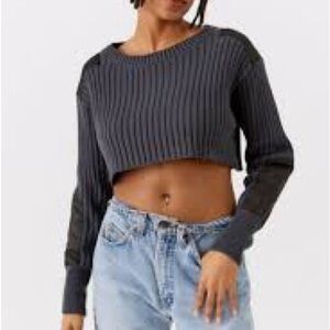 urban outfitters cropped sweater